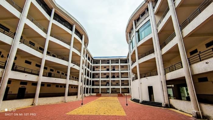 G. H. Raisoni University Amravati Building photo 8